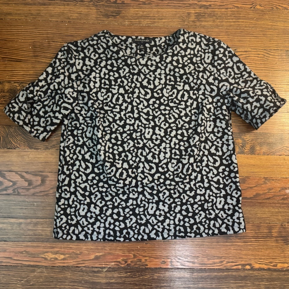 Banana RepublicWomen’s Leopard Print - Black and Gray